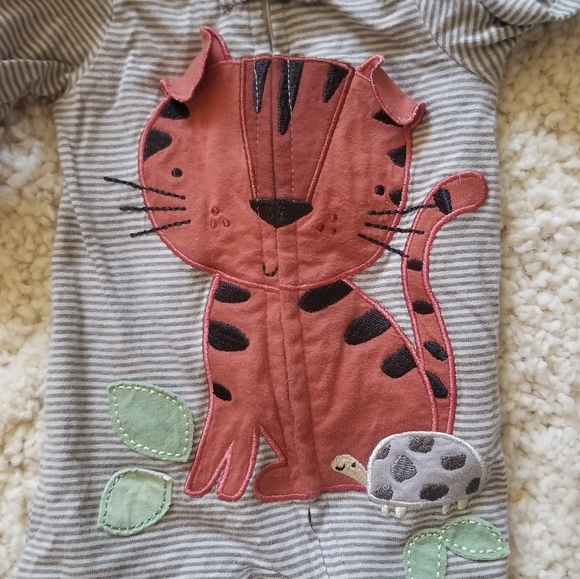 Bundle Newborn outfits - Picture 3 of 7